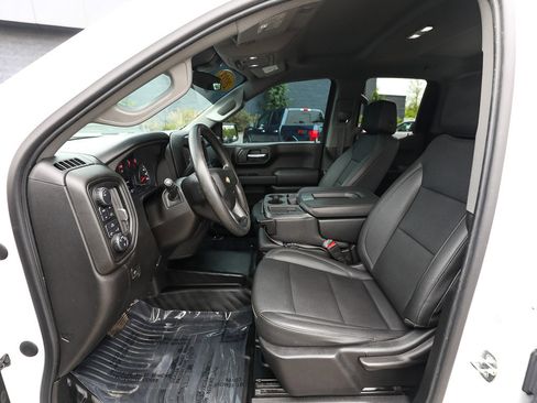 Used 2023 Chevrolet Silverado 1500 W/T w/ WT Value Package AWD/4WD image 12
