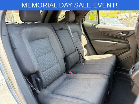 Used 2018 Chevrolet Equinox LT FWD image 21