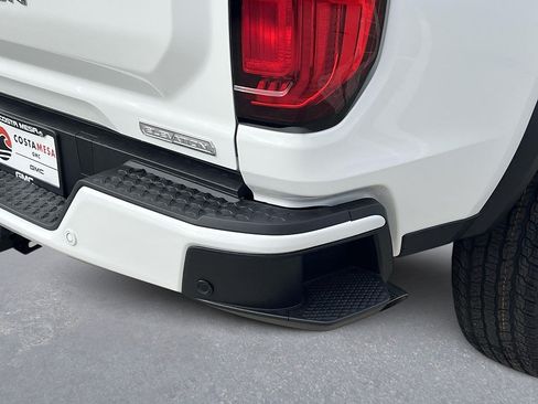 New 2026 GMC Canyon Elevation RWD image 29