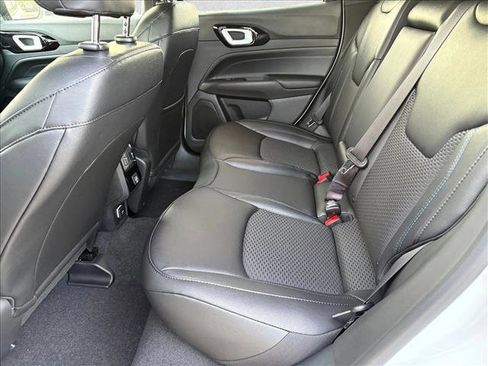 New 2026 Jeep Compass Latitude image 16