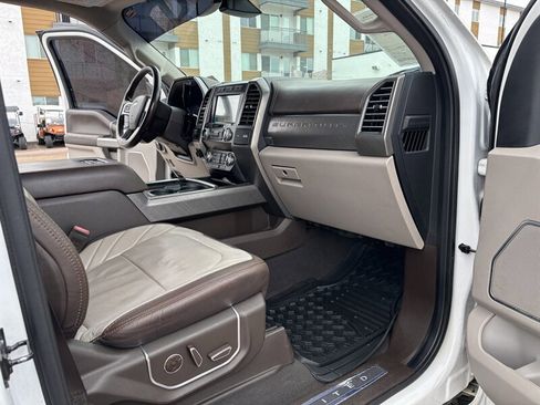 Used 2019 Ford F350 Limited image 26