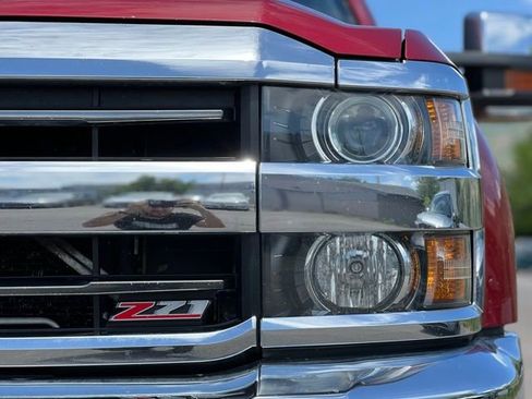 Used 2018 Chevrolet Silverado 2500 LTZ w/ Duramax Plus Package AWD/4WD image 16