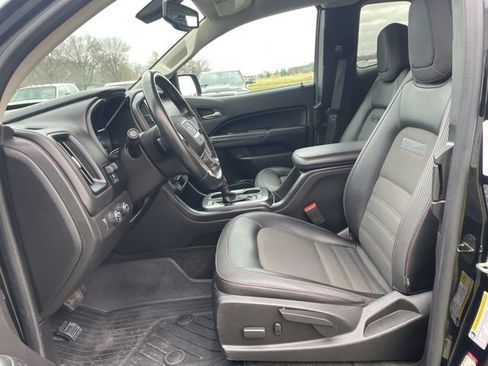 Used 2018 GMC Canyon All Terrain w/ All Terrain X Package AWD/4WD image 9