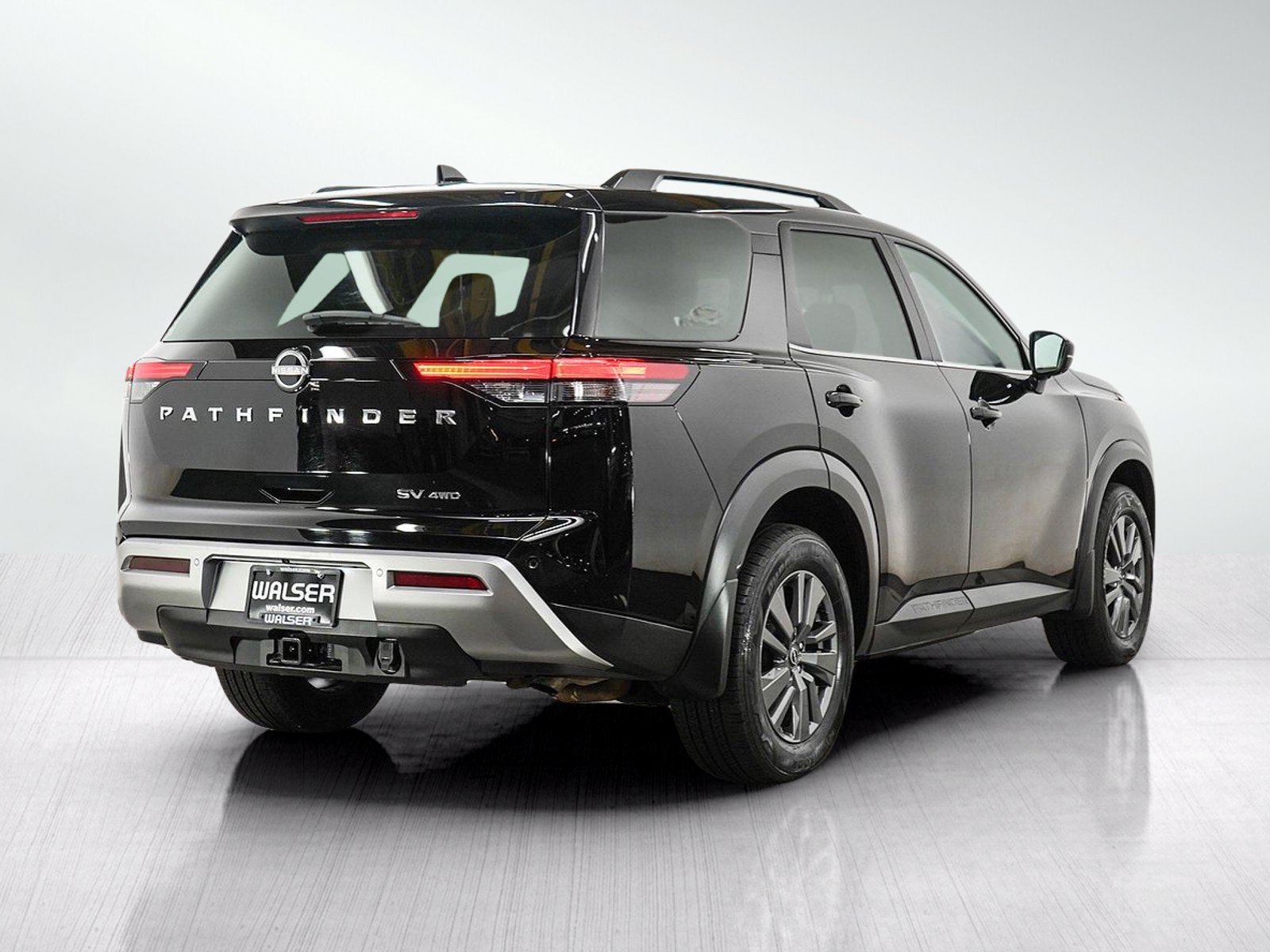 Used 2023 Nissan Pathfinder SV AWD/4WD image 5