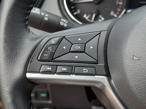 Used 2022 Nissan Rogue Sport SL w/ Premium Package image 24