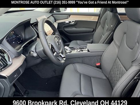 New 2026 Volvo XC90 B6 Plus w/ Protection Package Premier AWD/4WD image 13