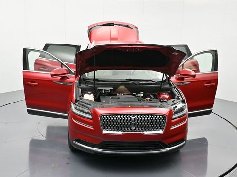 Used 2021 Lincoln Nautilus FWD image 54