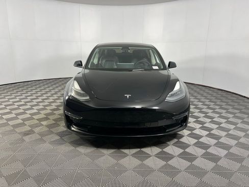 Used 2023 Tesla Model 3 Standard Range image 10