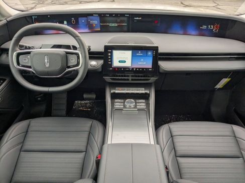 New 2026 Lincoln Nautilus Reserve AWD/4WD image 15