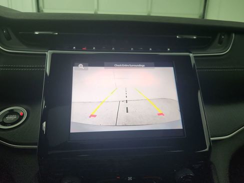 New 2025 Jeep Grand Cherokee L Laredo image 25