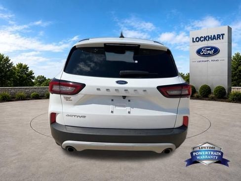 Used 2023 Ford Escape Active w/ Tech Pack #1 FWD image 6