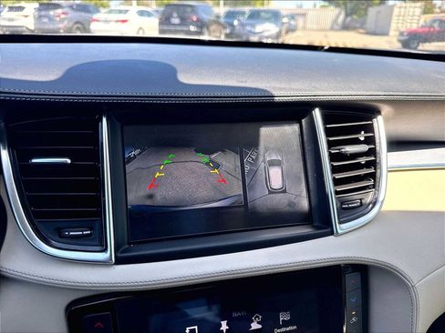 Used 2019 INFINITI QX50 Essential w/ Premium Heat Package AWD/4WD image 21
