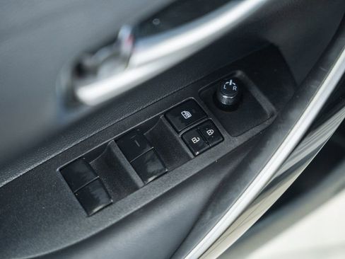 Used 2021 Toyota Corolla XSE FWD image 36