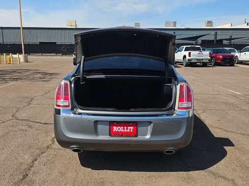 Used 2011 Chrysler 300 C w/ Sound Group RWD image 14