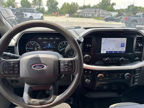 Used 2021 Ford F150 XLT w/ Trailer Tow Package AWD/4WD image 3