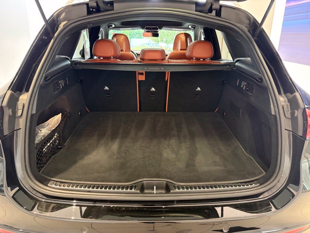 Used 2023 Mercedes-Benz GLC 300 4MATIC image 20