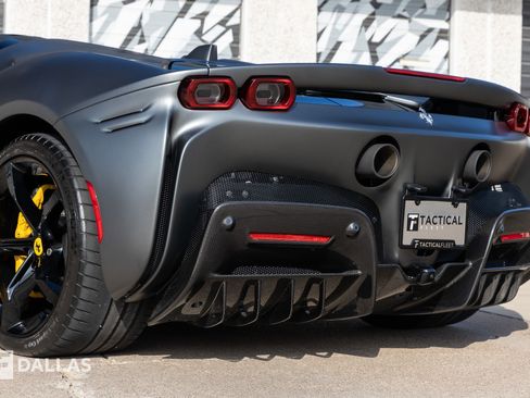 Used 2025 Ferrari SF90 Spider image 14