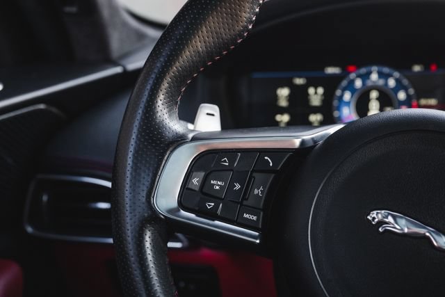 Used 2020 Jaguar F-PACE SVR AWD/4WD image 72