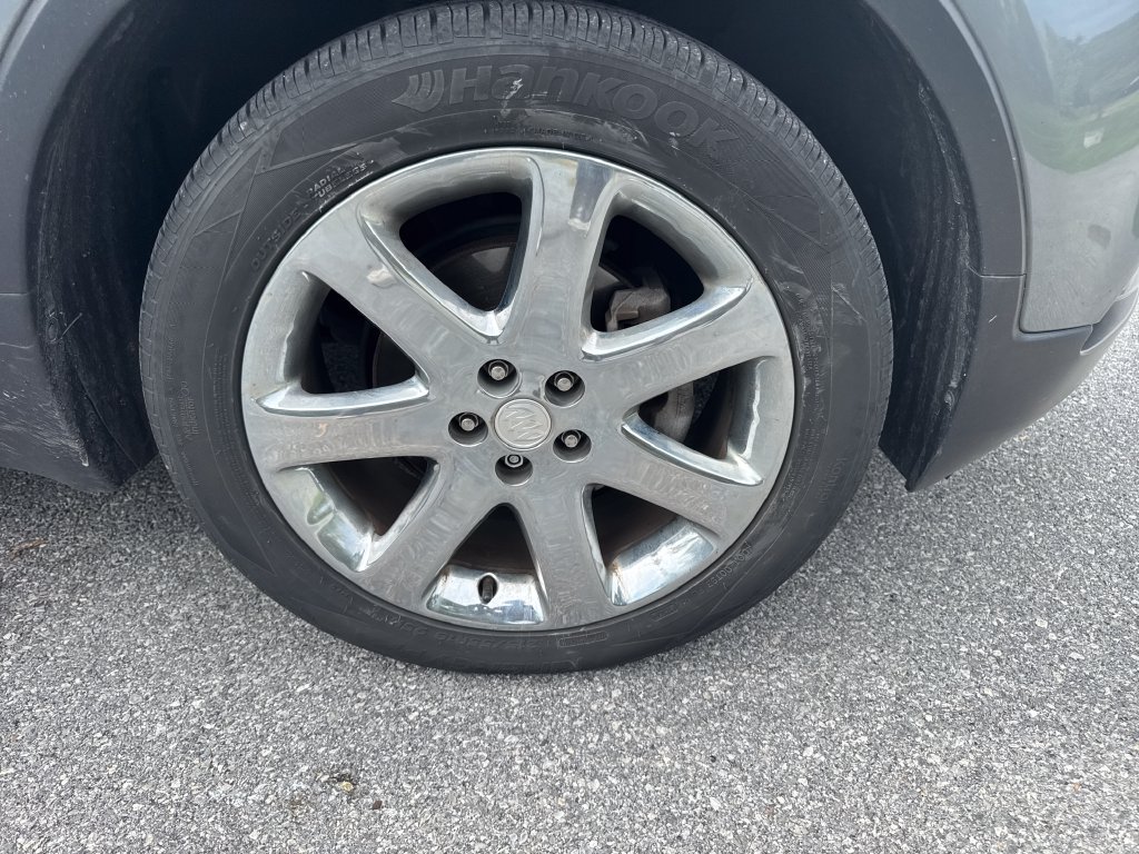 Used 2019 Buick Encore Essence w/ Experience Buick Package AWD/4WD image 4