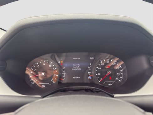 Used 2022 Jeep Compass Limited AWD/4WD image 11