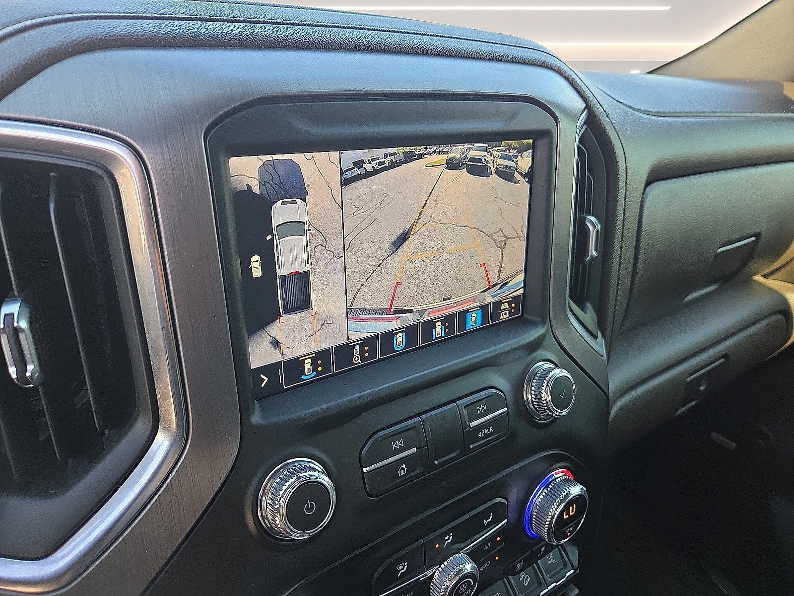 Used 2022 GMC Sierra 2500 Denali AWD/4WD image 8