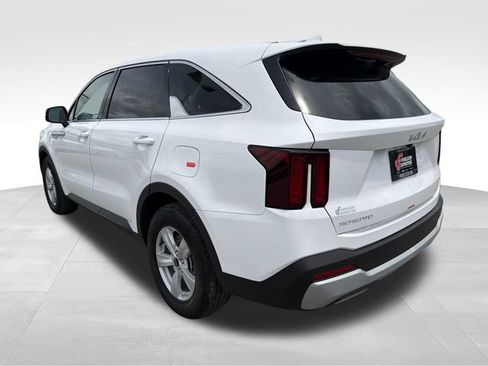New 2026 Kia Sorento LX FWD image 5