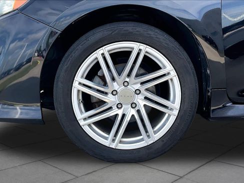 Used 2012 Toyota Camry SE FWD image 10