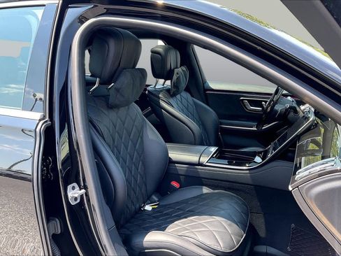 Used 2025 Mercedes-Benz S 580 4MATIC Sedan image 8