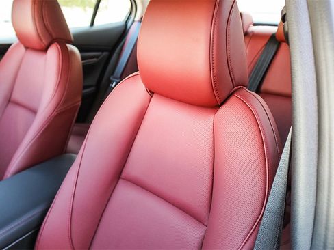 New 2026 MAZDA MAZDA3 Carbon image 27