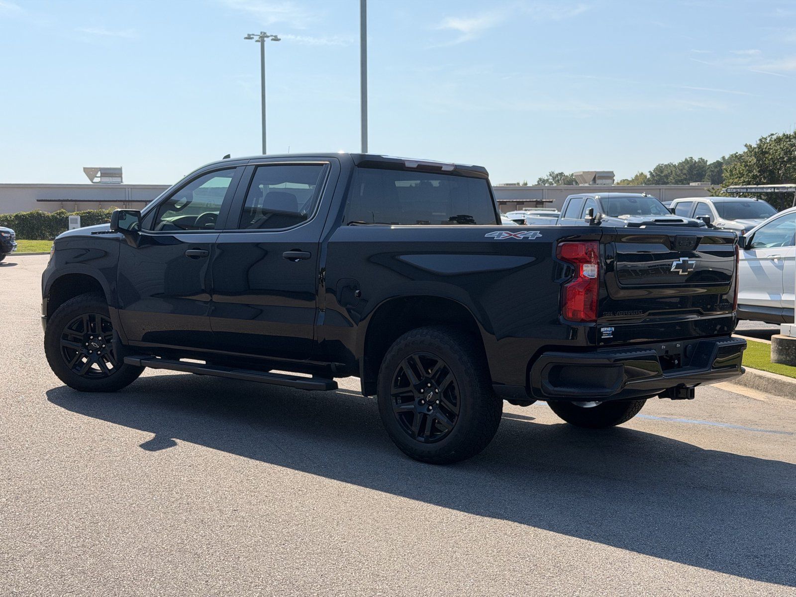 Used 2024 Chevrolet Silverado 1500 Custom w/ Turbomax Blackout Package AWD/4WD image 10