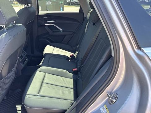 Used 2025 Audi Q5 Premium Plus AWD/4WD image 18