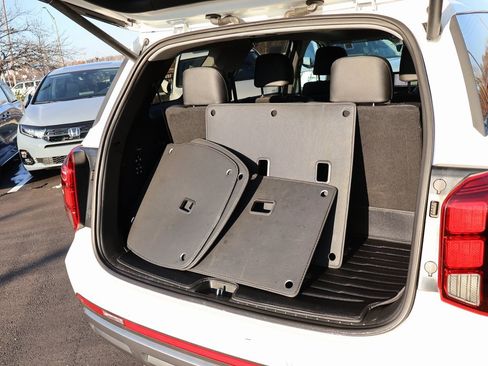 Used 2023 Hyundai Palisade Limited image 16