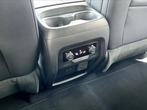 Used 2025 Chevrolet Traverse LT w/ Sun and Wheel Package FWD image 25