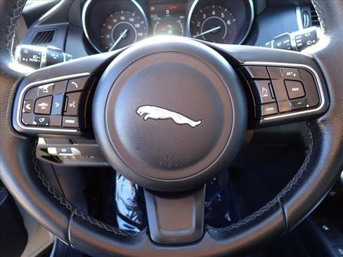 Used 2020 Jaguar E-PACE image 16