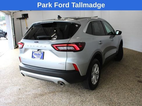 Used 2023 Ford Escape Active AWD/4WD image 5
