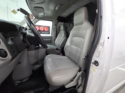 Used 2013 Ford E-150 and Econoline 150 image 11