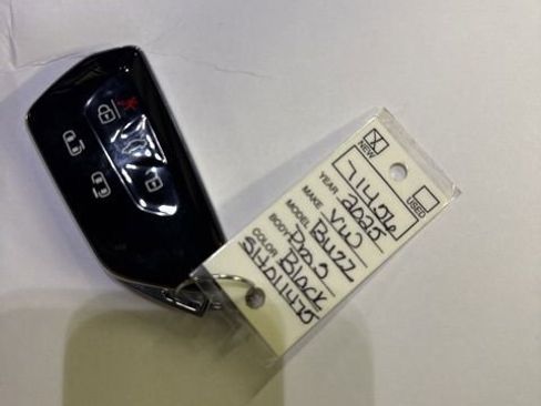 New 2025 Volkswagen ID. Buzz Pro S image 27