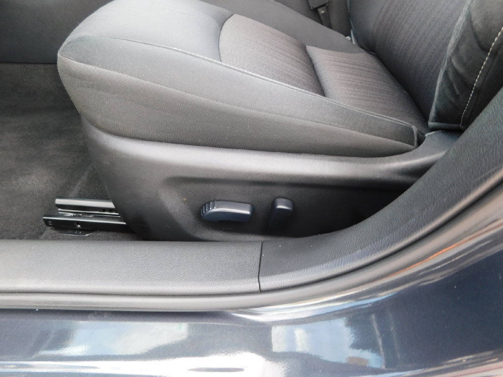 Used 2022 Nissan Altima 2.5 SV AWD/4WD image 13