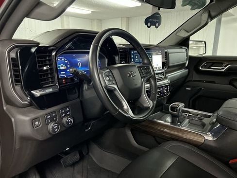 Certified 2024 Chevrolet Silverado 1500 RST w/ Convenience Package II AWD/4WD image 10