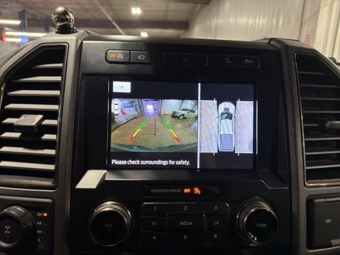 Used 2020 Ford F150 Raptor w/ Equipment Group 802A Luxury AWD/4WD image 9