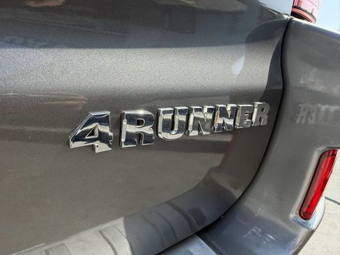 Used 2004 Toyota 4Runner Limited RWD image 16