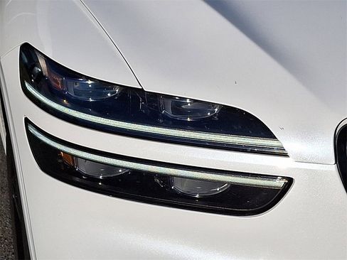 Used 2023 Genesis GV70 2.5T w/ Sport Prestige Package image 10