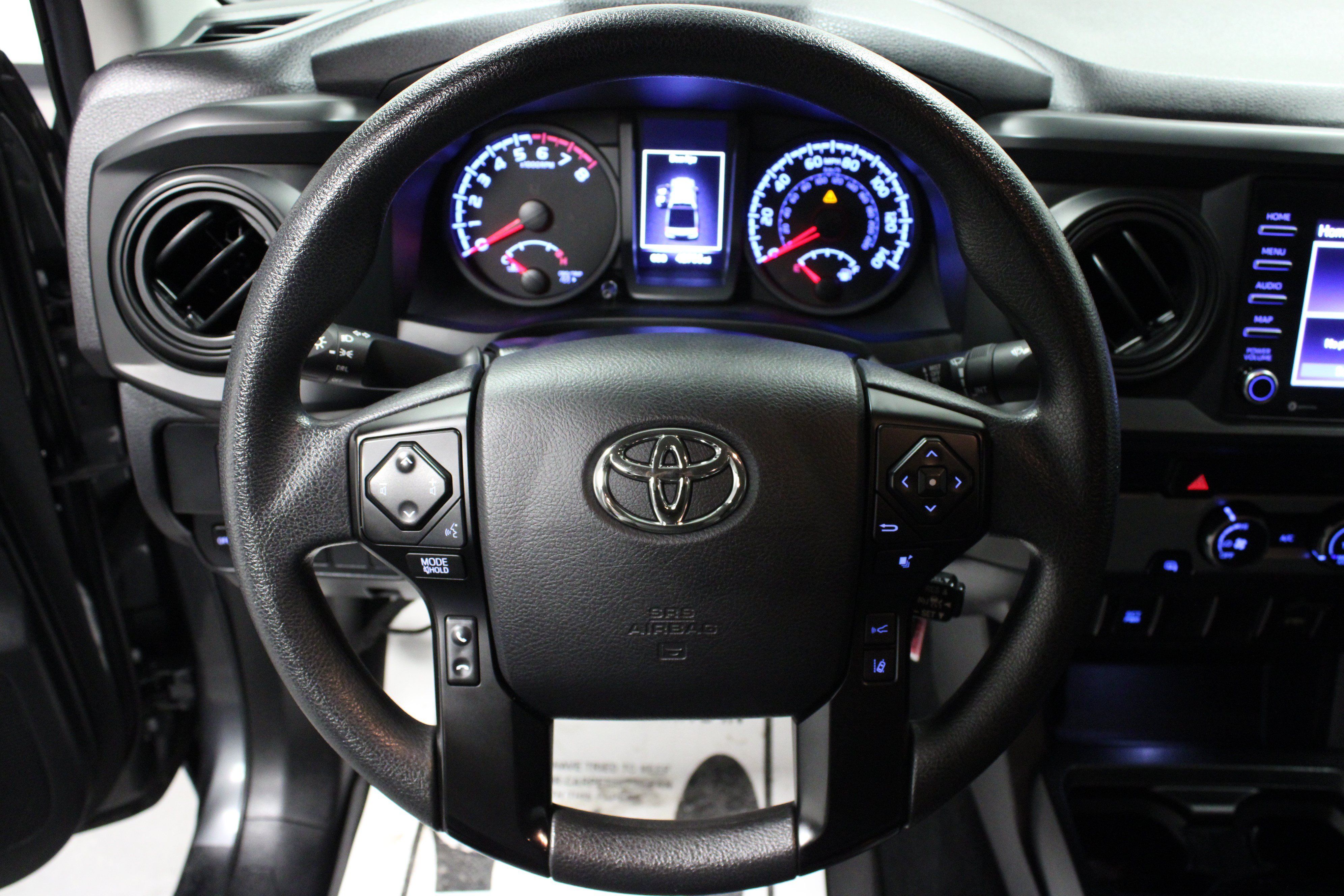 Used 2023 Toyota Tacoma SR RWD image 17