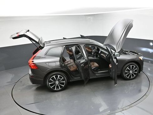 Used 2023 Volvo XC60 B5 Plus w/ Climate Package AWD/4WD image 47