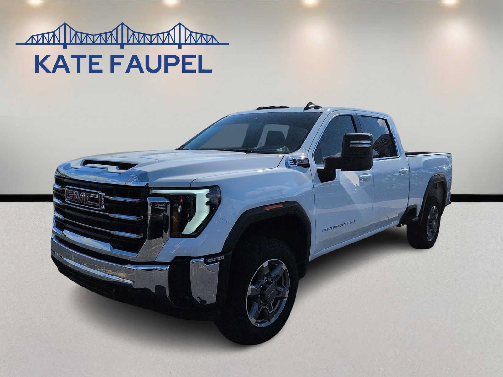 Used 2025 GMC Sierra 2500 SLE w/ SLE Convenience Package AWD/4WD image 3