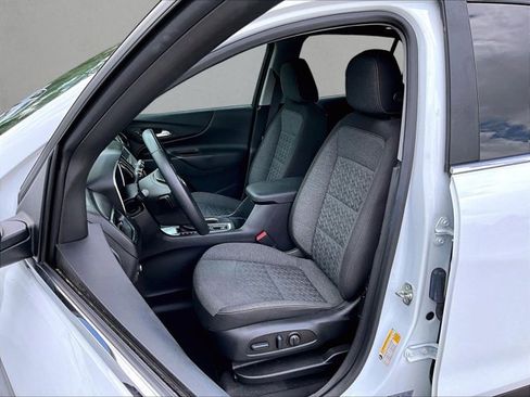 Used 2023 Chevrolet Equinox LT FWD image 27