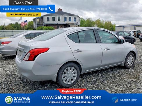Used 2012 Nissan Versa SV FWD image 4