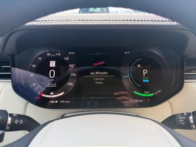 Certified 2026 Land Rover Range Rover SE AWD/4WD image 14