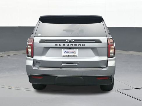 Used 2024 Chevrolet Suburban Z71 w/ Z71 Off-Road Package image 8