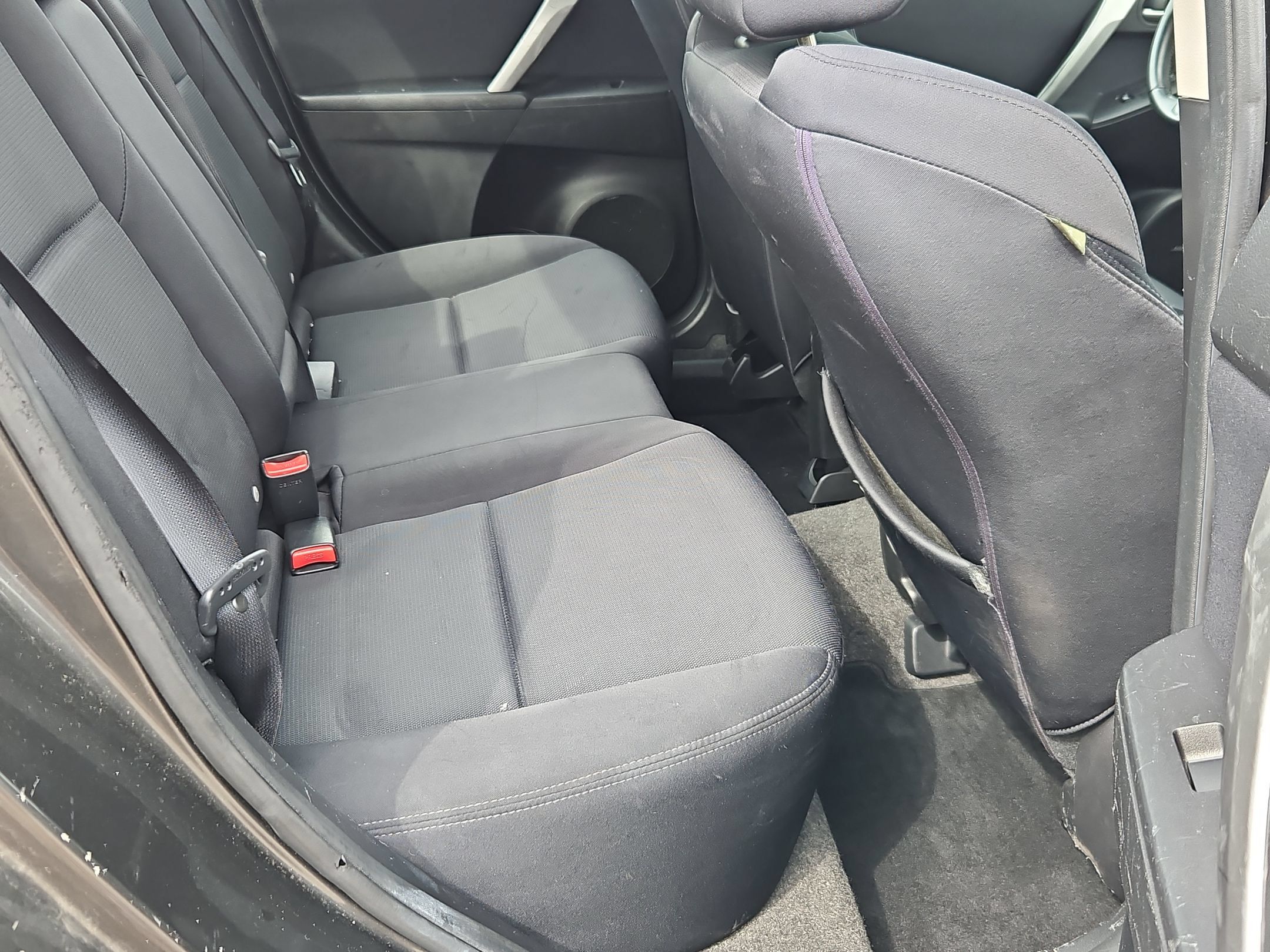 Used 2010 MAZDA MAZDA3 s Sport FWD image 25